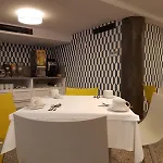 马尔露台套房酒店 公寓式酒店 4*
