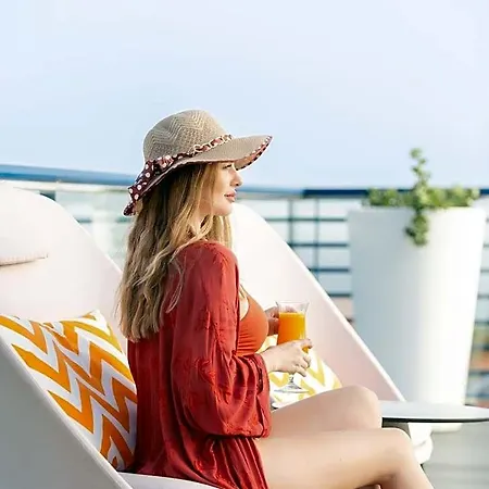 Terrace Mar 4*